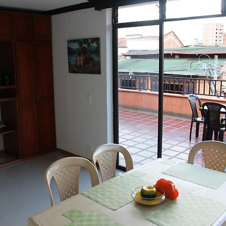Habitaciones En Medellín Esterno foto