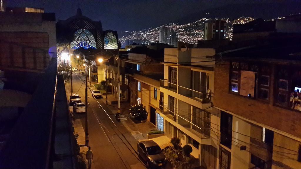 Habitaciones En Medellín Esterno foto