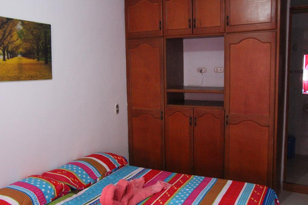 Habitaciones En Medellín Esterno foto