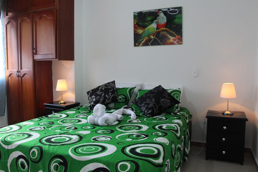 Habitaciones En Medellín Esterno foto