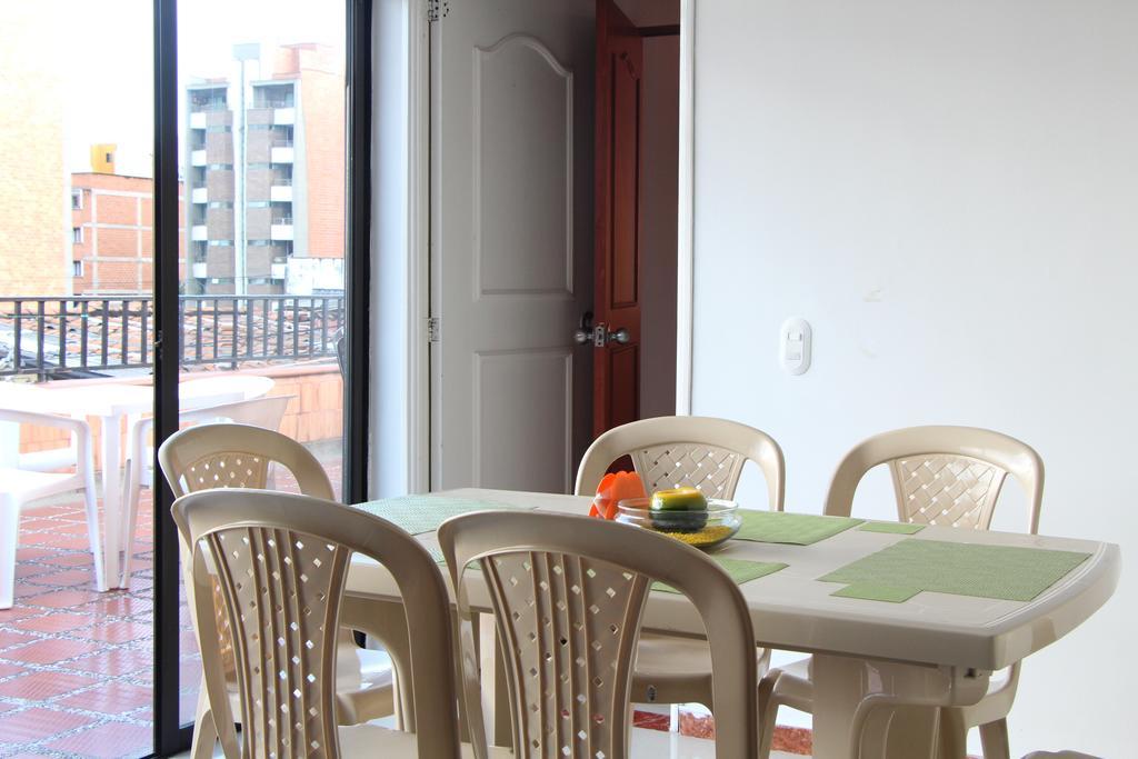 Habitaciones En Medellín Esterno foto